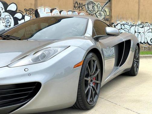 2012 McLaren MP4-12C Base