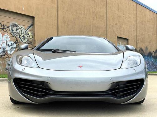 2012 McLaren MP4-12C Base