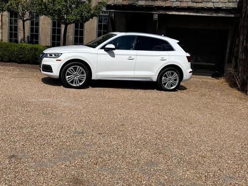2018 Audi Q5 2.0 TFSI Tech Premium Plus