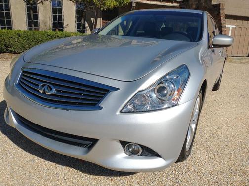 2013 INFINITI G37 Journey