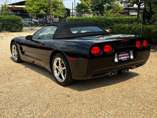 2002 Chevrolet Corvette Base