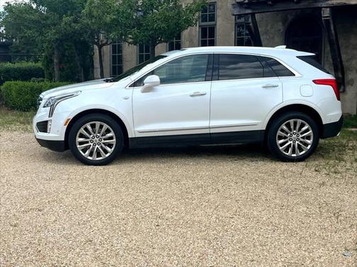2019 Cadillac XT5 Premium Luxury