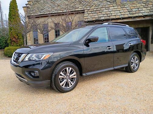 2020 Nissan Pathfinder SL 2WD