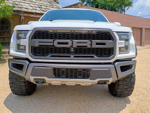 Oxford White 2017 Ford F-150 Raptor