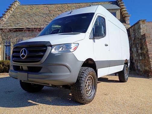 2025 Mercedes-Benz Sprinter 2500 Standard Roof