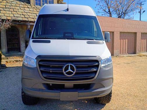 2025 Mercedes-Benz Sprinter 2500 Standard Roof