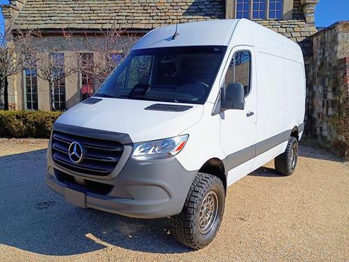 2025 Mercedes-Benz Sprinter 2500 Standard Roof
