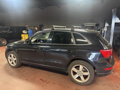 2012 Audi Q5 2.0T Premium Plus