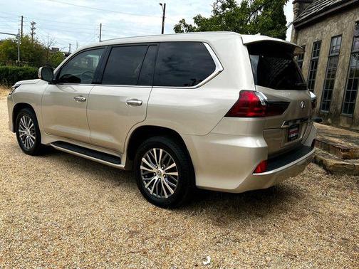 2018 Lexus LX 570 Base