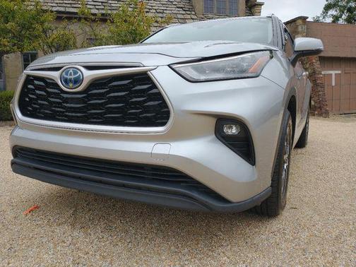 2020 Toyota Highlander Hybrid XLE