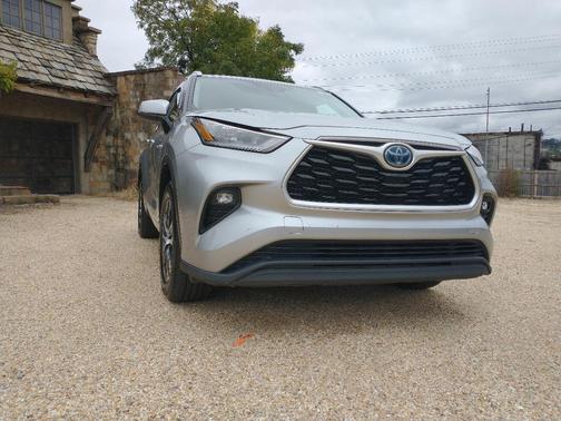 2020 Toyota Highlander Hybrid XLE