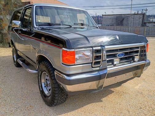 1990 Ford Bronco XLT