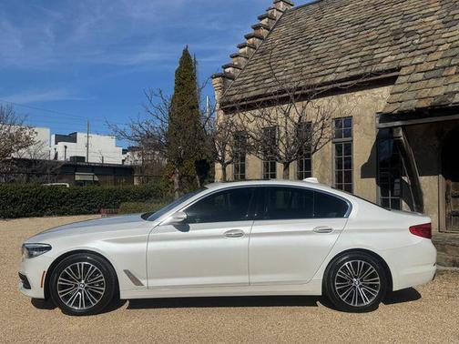 2018 BMW 540 540i