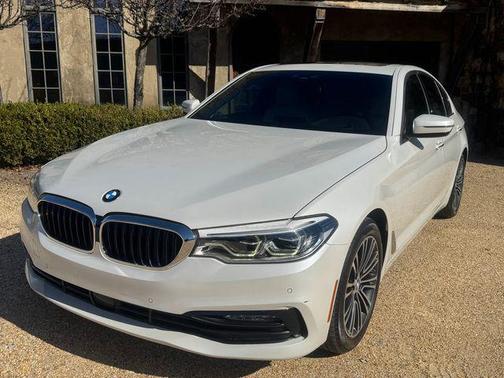 2018 BMW 540 540i