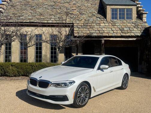 2018 BMW 540 540i