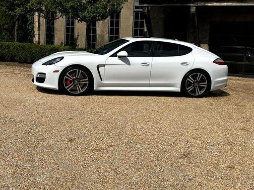 2013 Porsche Panamera GTS