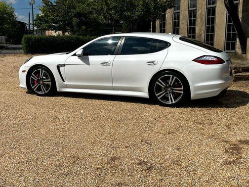 2013 Porsche Panamera GTS