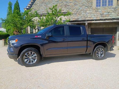 Dark Ash Metallic 2024 Chevrolet Silverado 1500 RST