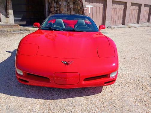 1998 Chevrolet Corvette Base