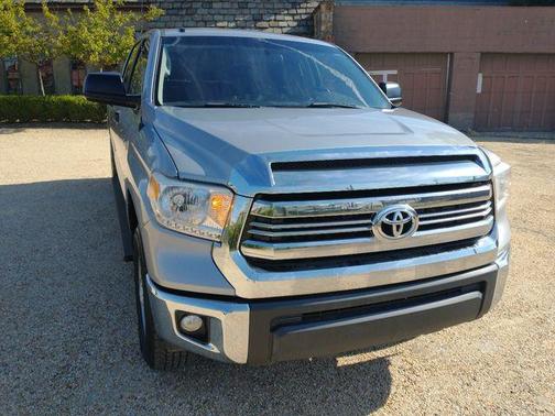 2016 Toyota Tundra SR5