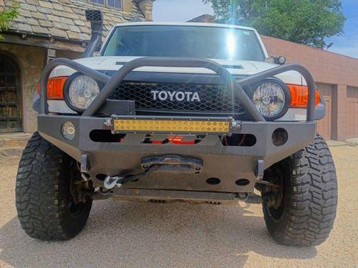 Iceberg 2013 Toyota FJ Cruiser Base