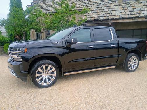 Black 2021 Chevrolet Silverado 1500 High Country