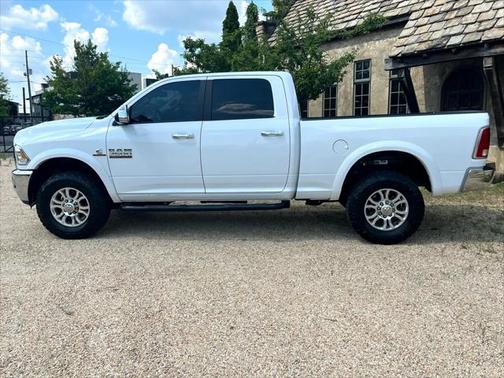 2017 RAM 2500 Laramie 4x4 Crew Cab 6'4'' Box