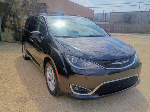 2020 Chrysler Pacifica Touring-L Plus