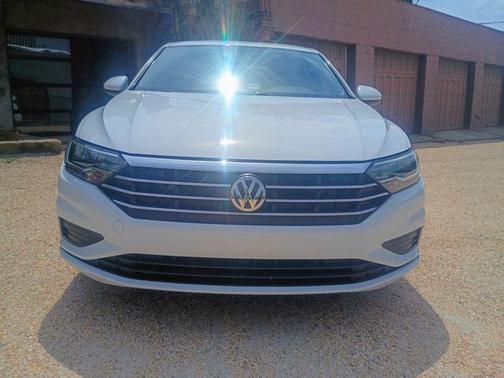 Pure White 2019 Volkswagen Jetta 1.4T S
