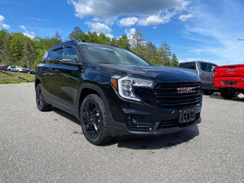 Ebony Twilight Metallic 2023 GMC Terrain SLT