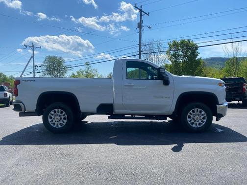 Summit White 2022 Chevrolet Silverado 3500 LT