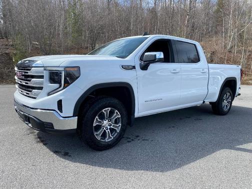 Summit White 2026 GMC Sierra 1500 SLE