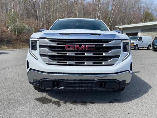 Summit White 2026 GMC Sierra 1500 SLE