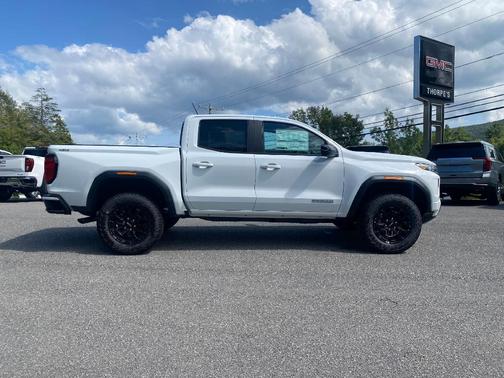 Summit White 2026 GMC Canyon Elevation