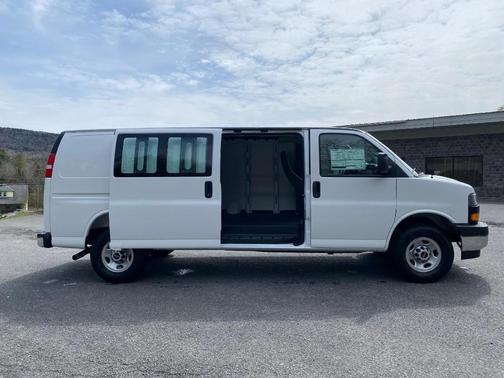 Summit White 2026 GMC Savana 3500 Work Van