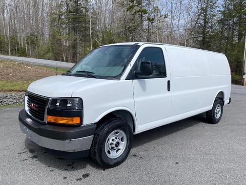 Summit White 2026 GMC Savana 3500 Work Van