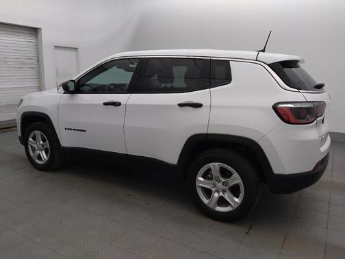 White 2023 Jeep Compass