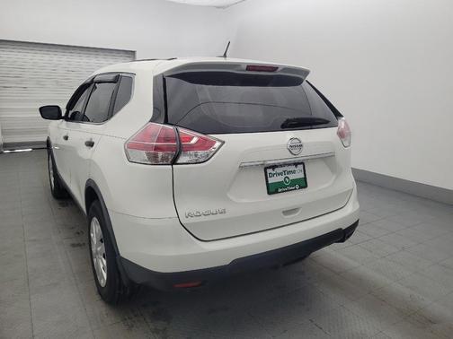 Glacier White 2016 Nissan Rogue S
