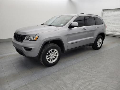 2020 Jeep Grand Cherokee Laredo
