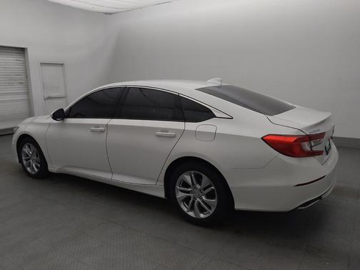 Platinum White Pearl 2019 Honda Accord LX