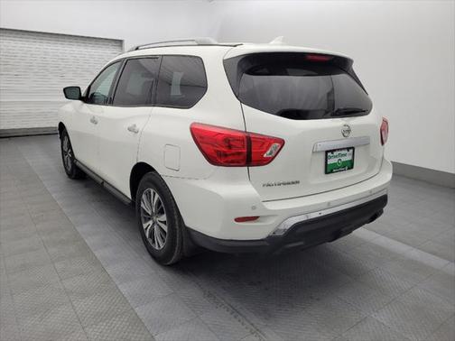 2019 Nissan Pathfinder S