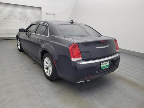 2015 Chrysler 300 Limited