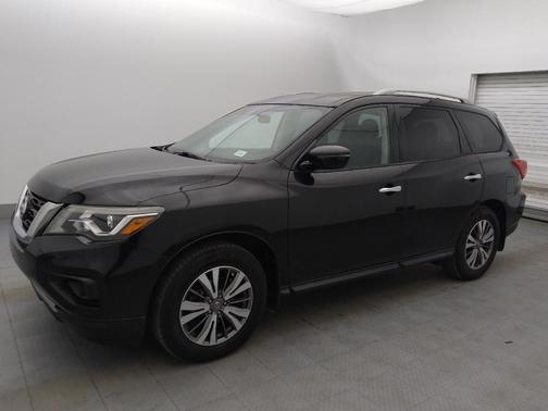 2019 Nissan Pathfinder S