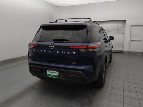 2022 Nissan Pathfinder SV 2WD