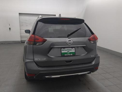 Gun Metallic 2018 Nissan Rogue SV