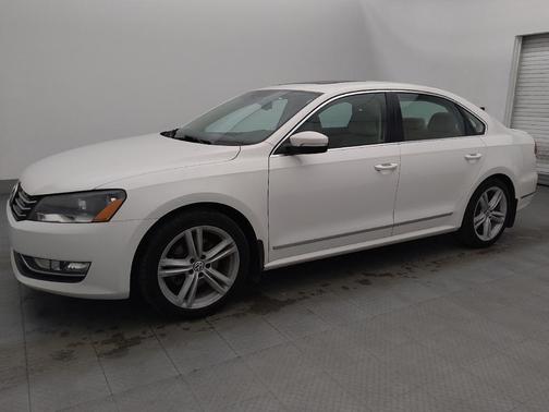 Candy White 2014 Volkswagen Passat 1.8T Auto SEL Premium