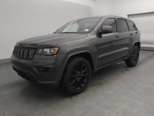 2019 Jeep Grand Cherokee Altitude