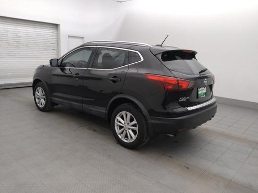 Magnetic Black 2018 Nissan Rogue Sport SV