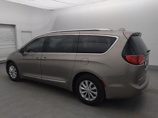 Molten Silver 2018 Chrysler Pacifica Touring-L