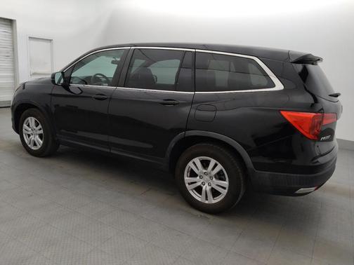 Crystal Black Pearl 2018 Honda Pilot LX